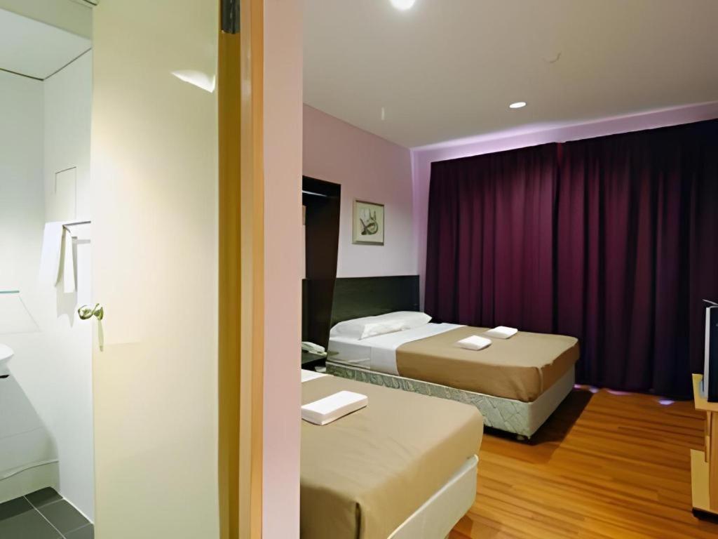 Aristo Hotel @ Putatan Kota Kinabalu Extérieur photo