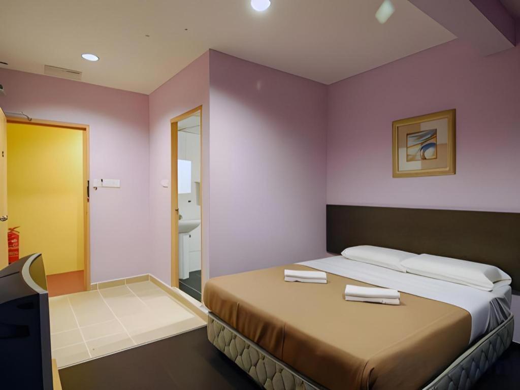 Aristo Hotel @ Putatan Kota Kinabalu Extérieur photo