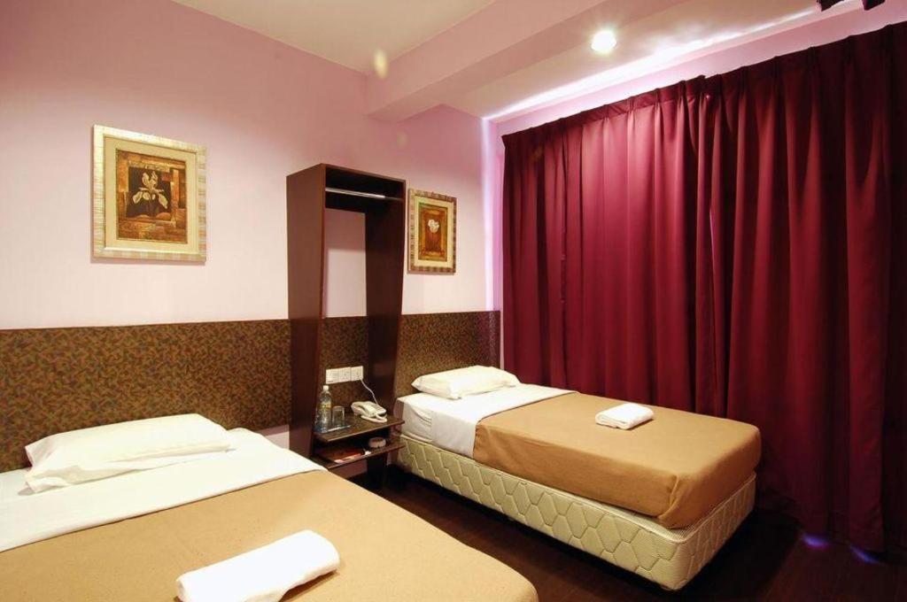 Aristo Hotel @ Putatan Kota Kinabalu Extérieur photo
